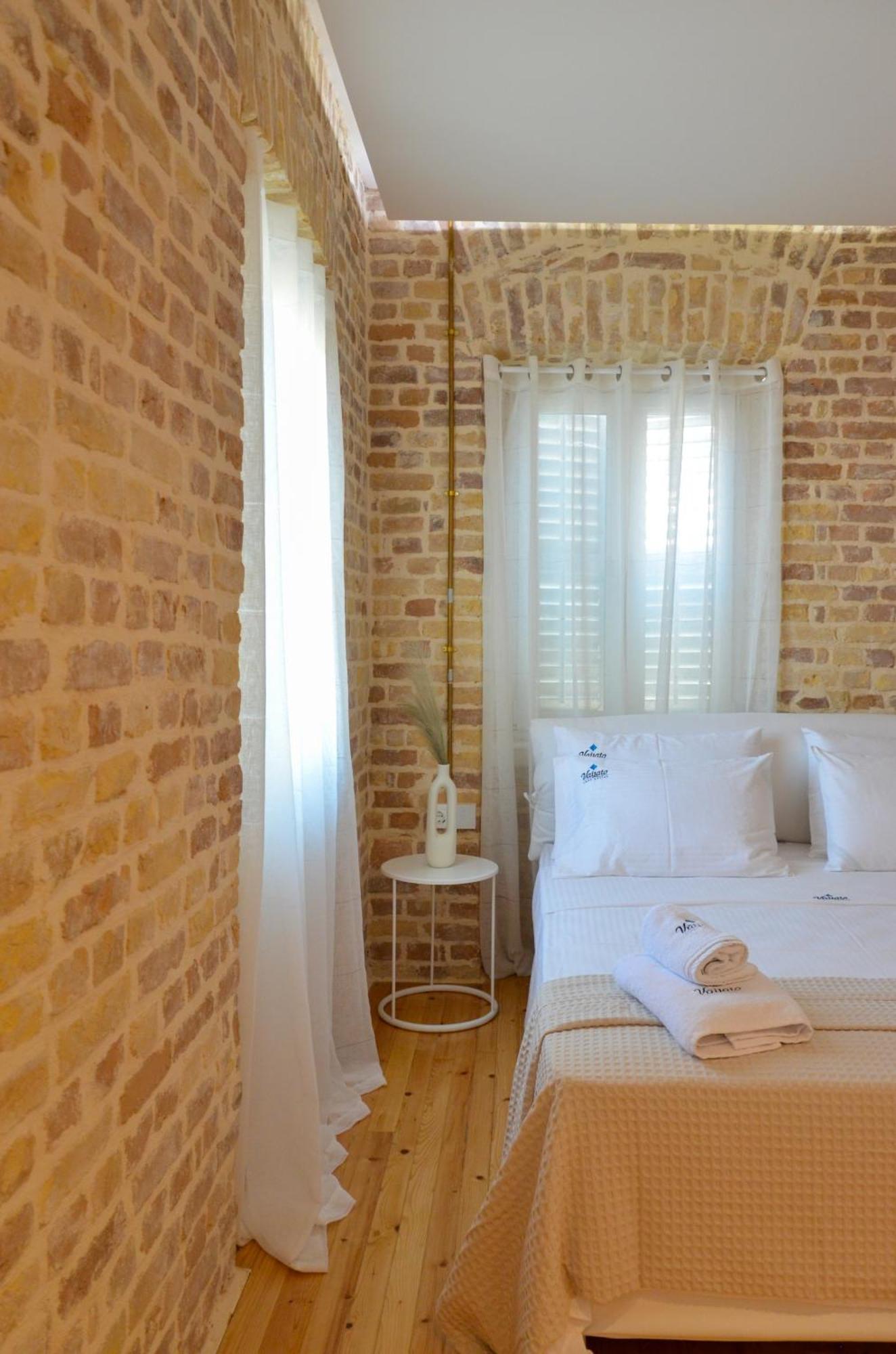 Vailato Swan White Suite Corfu  Kültér fotó