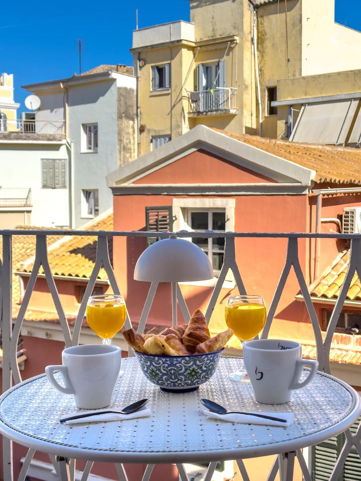 Vailato Swan White Suite Corfu  Kültér fotó