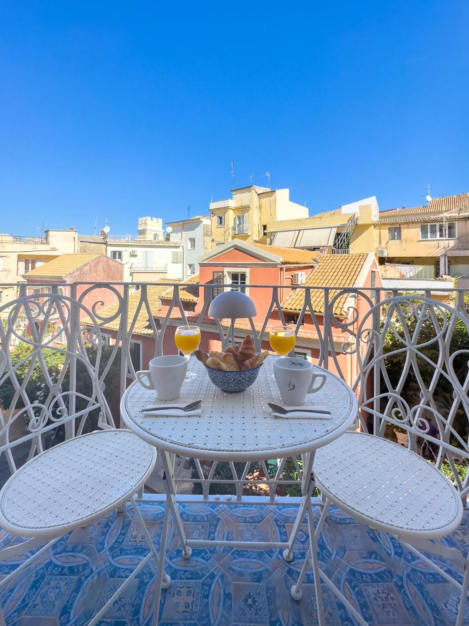 Vailato Swan White Suite Corfu  Kültér fotó