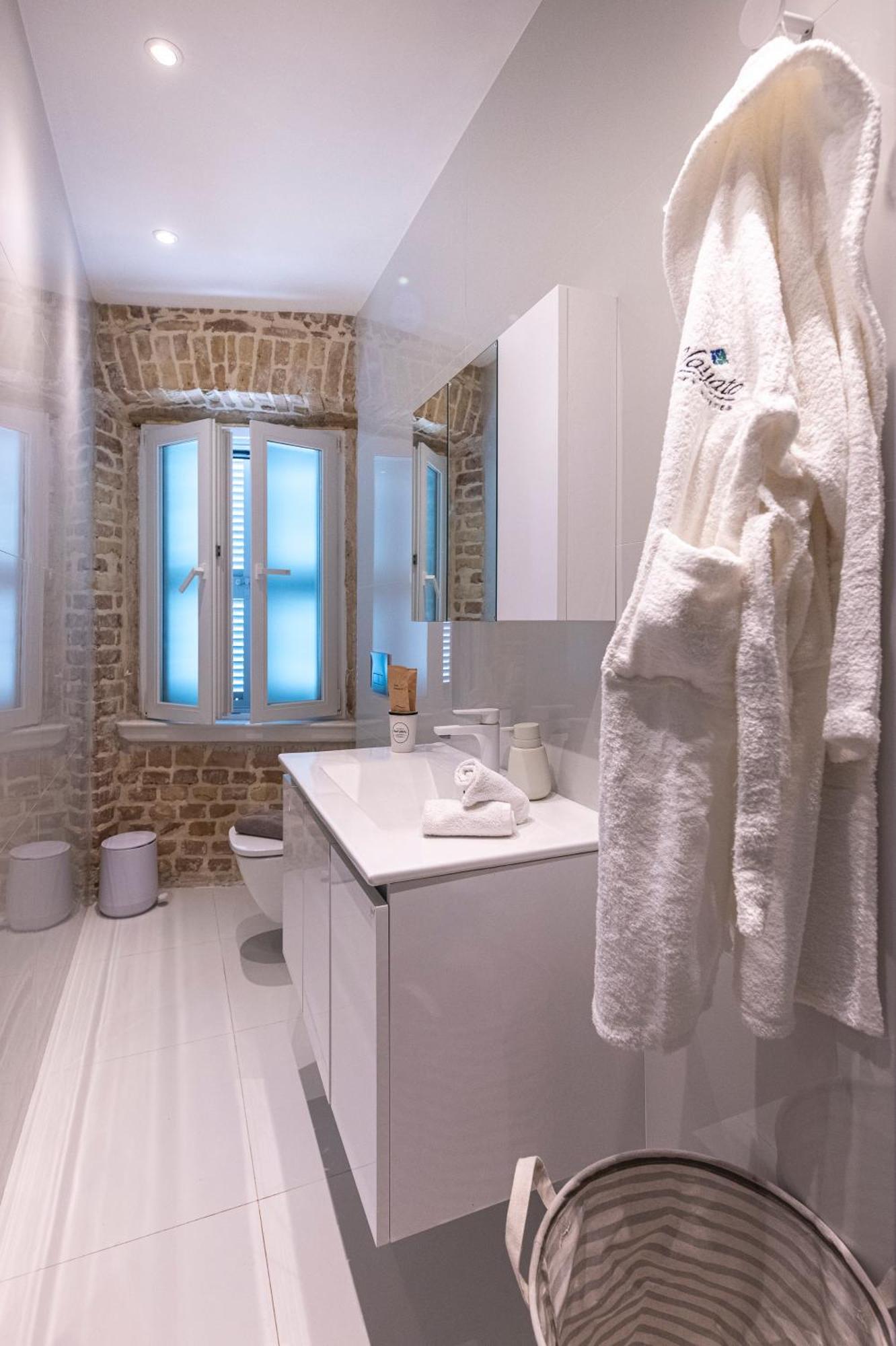 Vailato Swan White Suite Corfu  Kültér fotó